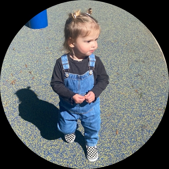 Meet your Posher, Emma - Picture 1 of 1